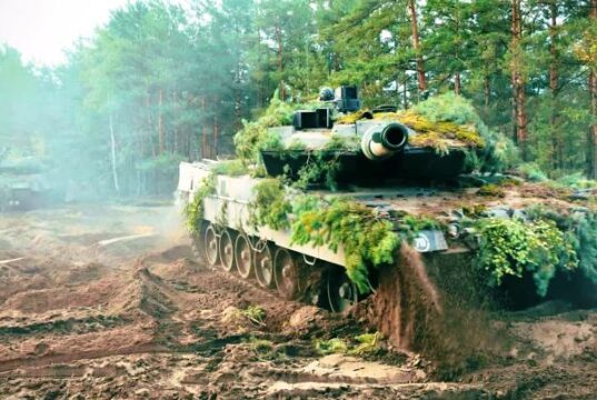 Wojska Lądowe - czołgi 1. WBPanc z Wesołej w Warszawie